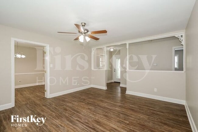 Building Photo - 1617 Calumet Pl
