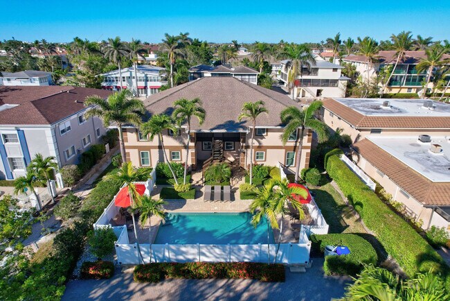 Building Photo - 1501 Chesapeake Ave