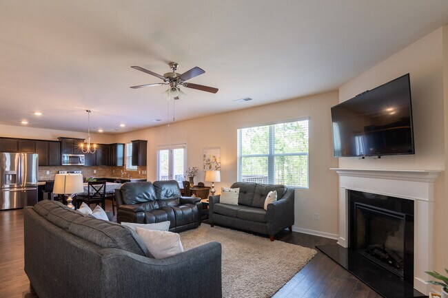 Building Photo - 438 Furlough Dr