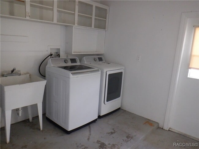 Building Photo - 9438 E Gospel Island Rd