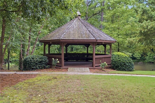 Building Photo - 1231 Ashford Creek Park NE