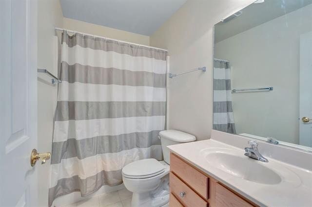 Building Photo - Bright Townhouse Available in Forest Lakes