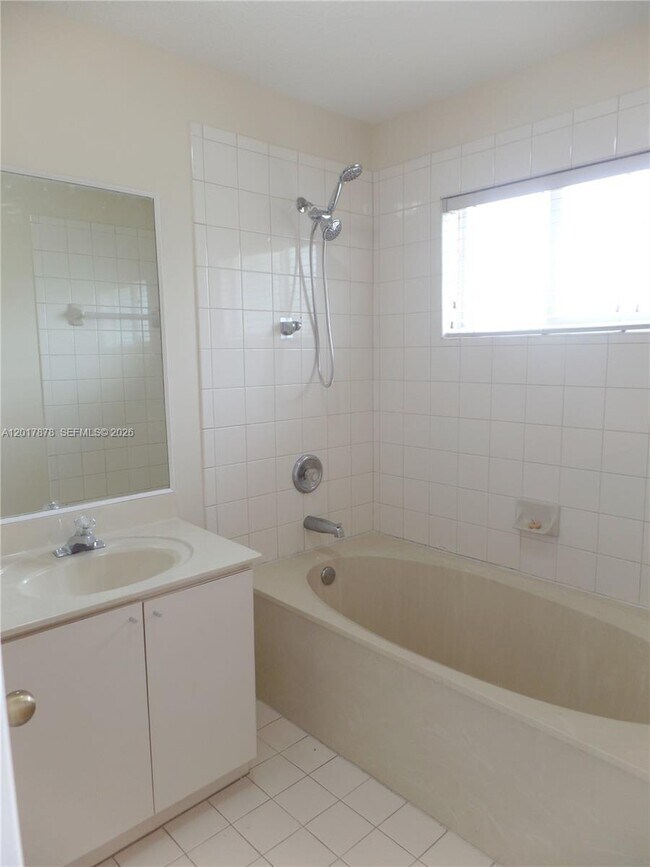 Building Photo - 12907 SW 28th Ct