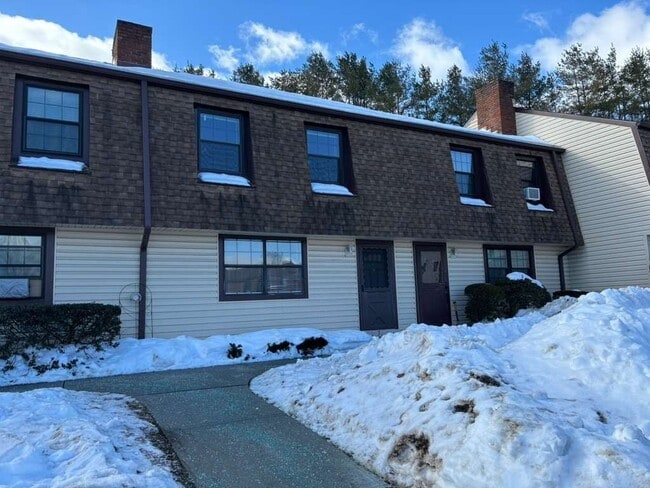 Building Photo - 7 Homestead Ln