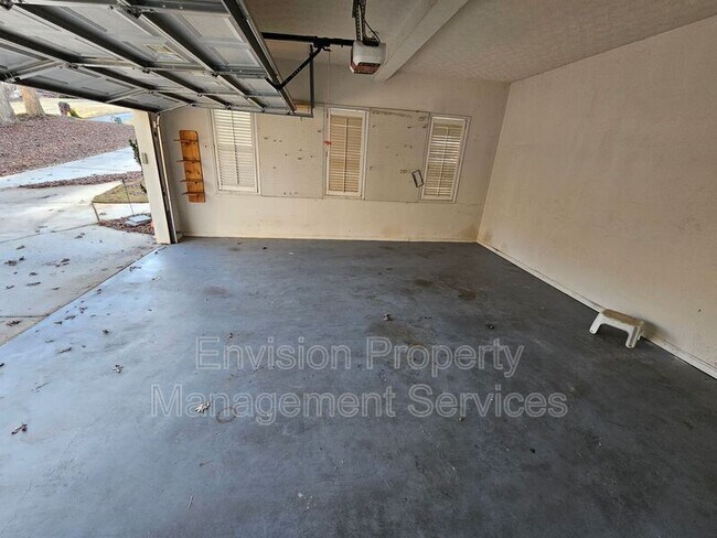 Building Photo - 192 Ashley Dr