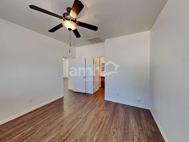 Building Photo - 9360 W Payson Rd