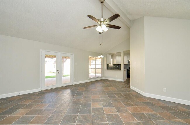 Building Photo - 7203 Sharpsburg Dr