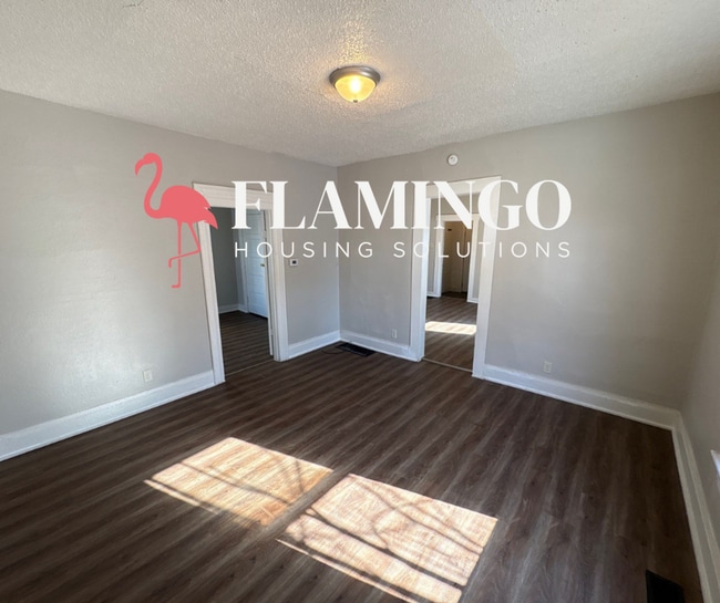 Building Photo - 112 N Irwin St