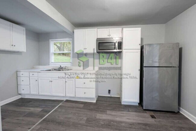 Building Photo - 451 Fairlock Ln NW