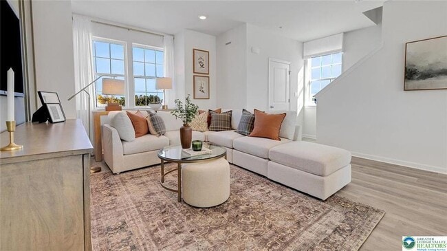 Building Photo - 8341 Alexander Ct