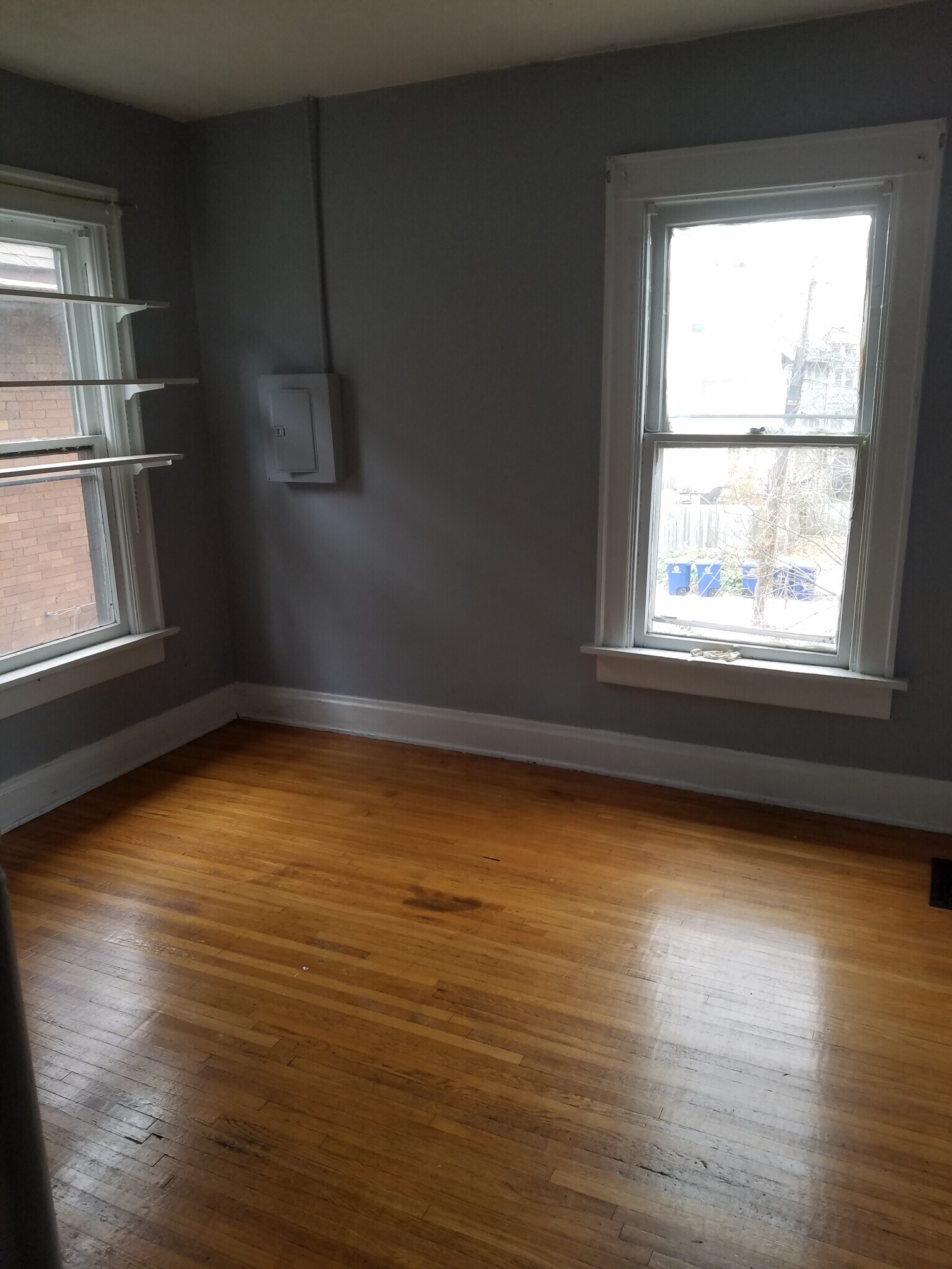 bedroom - 2535 Summit Street