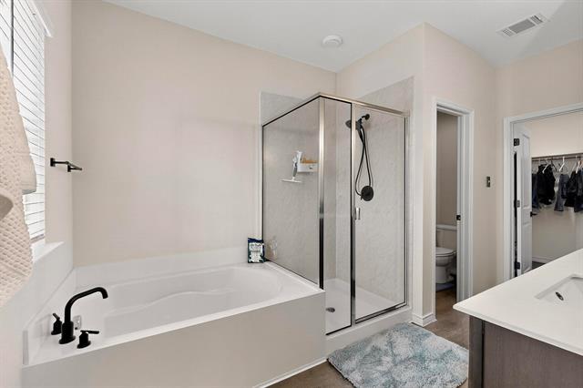 Building Photo - 2101 Steer Creek Pl