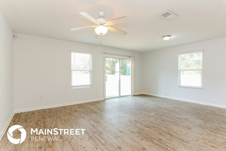 Building Photo - 522 Eiseman Wy