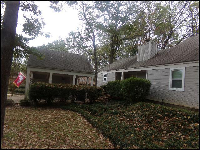 Building Photo - 119 Pin Oak Cove
