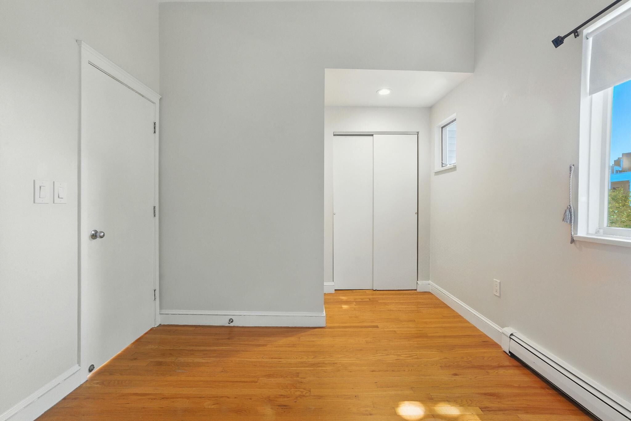 Building Photo - 10 Fort Washington Pl