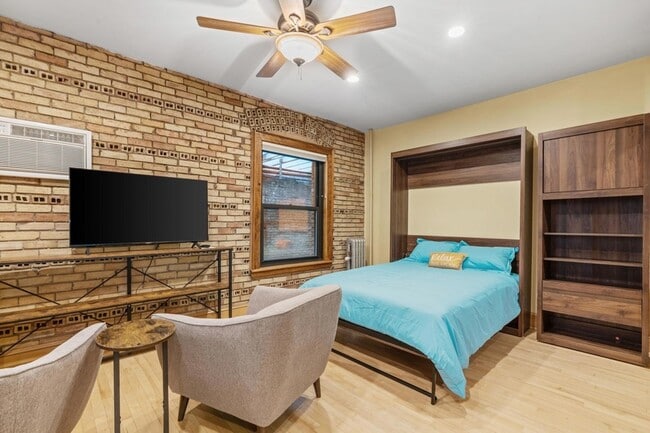 Building Photo - 11 S 12th St