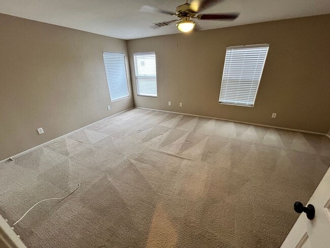 Building Photo - Charming 3 Bed/3Bath/1Car 2-Story Home nestled in this comfortable northwest community in Walnut ...