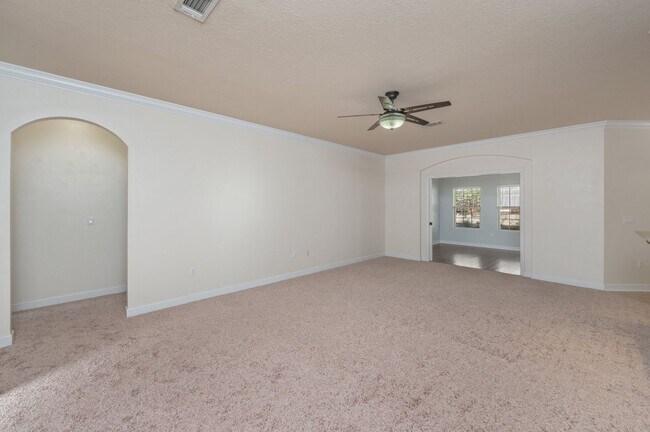 Building Photo - Beautiful 4 Bed / 2.5 Bath Home in Duggan ...