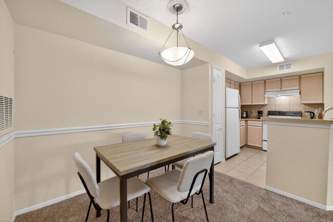 Building Photo - 755 Sybilwood Cir