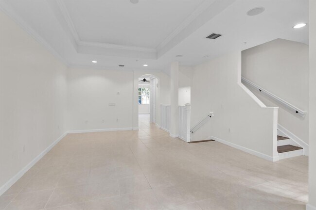 Building Photo - 2441 San Pietro Cir