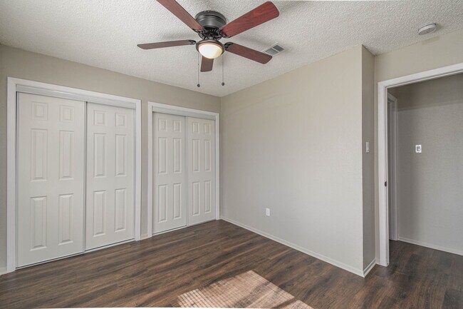 Building Photo - 3106 Raccoon Run