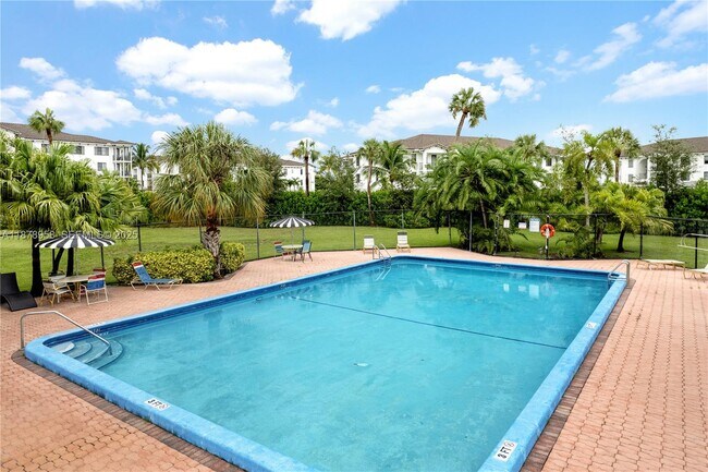 Building Photo - 9355 SW 8th St