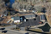 Building Photo - 825 Scenic Hwy