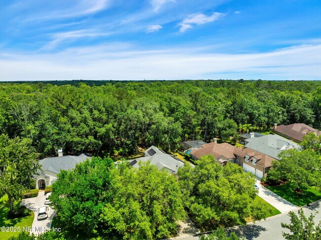 Building Photo - 526 Oakmont Dr