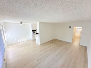 Building Photo - Highly updated 1bd/1ba in Canoga Park, Chatsworth adjacent! Parking included