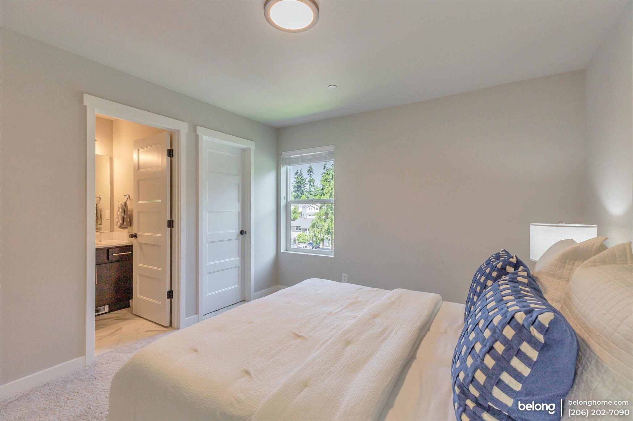 Building Photo - 13717 Admiralty Way