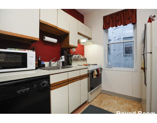 Building Photo - 1415 Commonwealth Ave