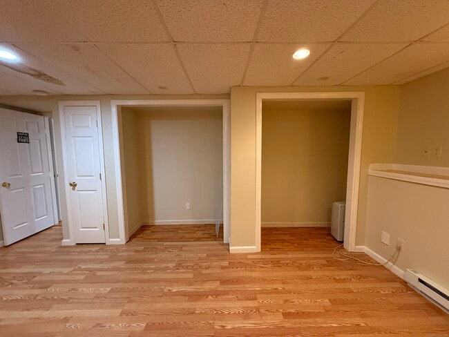 Building Photo - 36 Rock Brook Rd