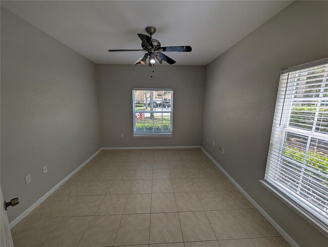 Building Photo - 6212 Ashbury Palms Dr