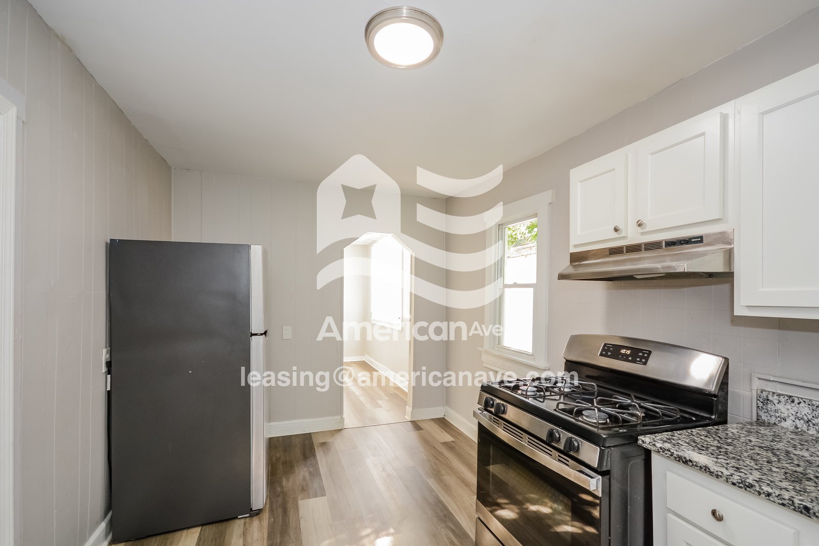 Building Photo - 4001 Grand Ave