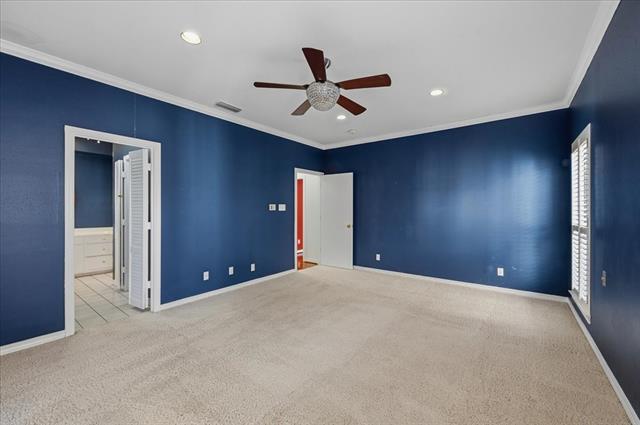 Building Photo - 22 1 Main Pl