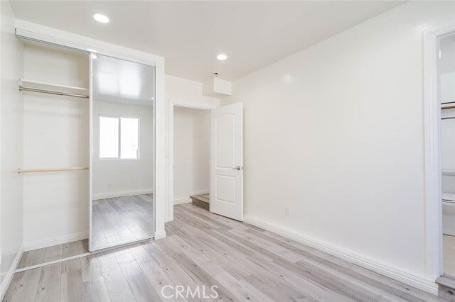 Building Photo - 11246 Saticoy St