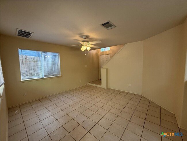 Building Photo - 851 Sagewood Trail
