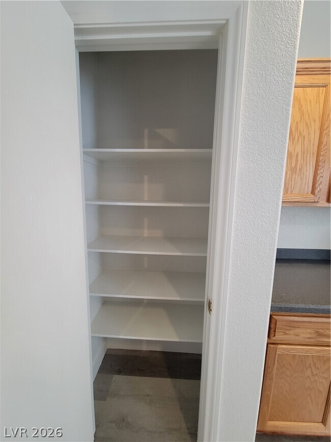 Building Photo - 3274 Bronze Leaf St