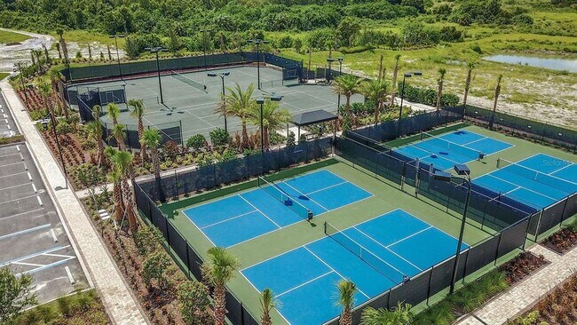 Building Photo - 10413 Highland Park Pl