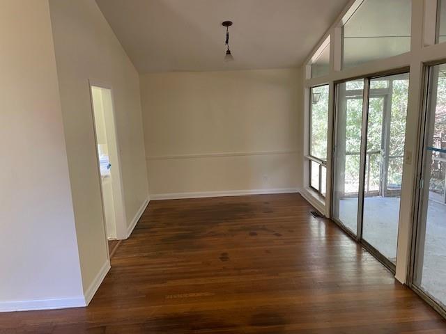 Building Photo - 6840 Sunny Brook Ln NE