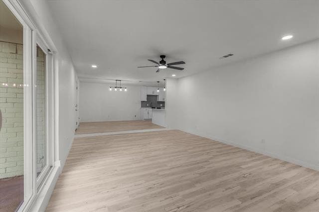 Building Photo - 7302 Vista Cliff Dr
