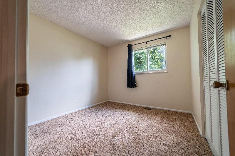 Building Photo - 5831 W 110th Pl