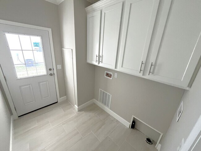 Building Photo - 1029 Mayapple Ln
