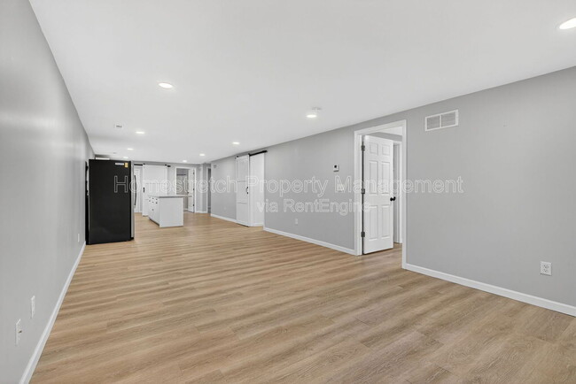 Building Photo - 1566 Sugar Grove Rd