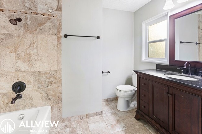 Building Photo - *NEW MOVE-IN SPECIAL | $1000 OFF FIRST MON...