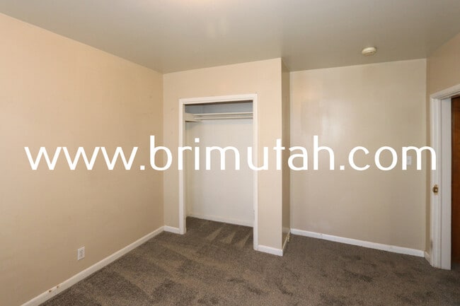 Building Photo - 1261-1267-1267 Alameda Ave