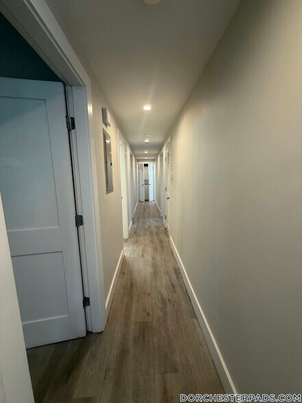 Building Photo - 86 Fayston St