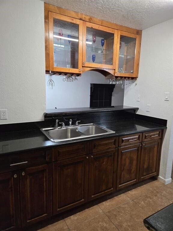 Building Photo - 10110 Forum W Dr