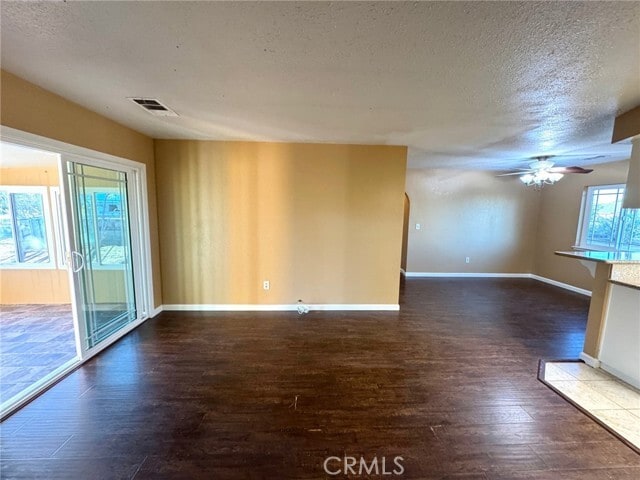 Building Photo - 18393 Catalpa St