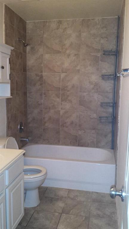 Building Photo - 4023 Windmill Creek Dr